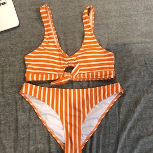 Reduced Price👏🏼5/$25👏🏼Perfect BikiniSet.